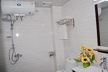 Wudangshan Wudang Mountain Sun Shine Hotel المظهر الخارجي الصورة